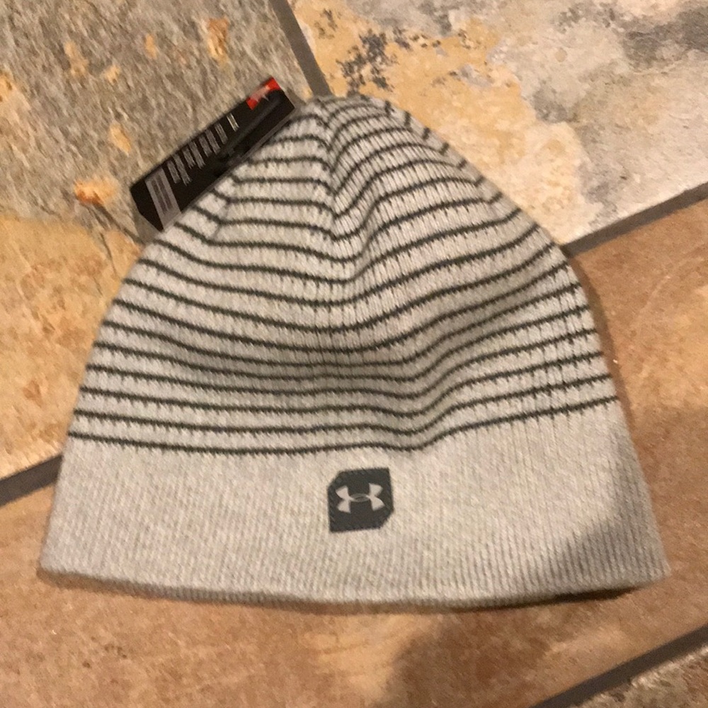 NWT under amour beanie